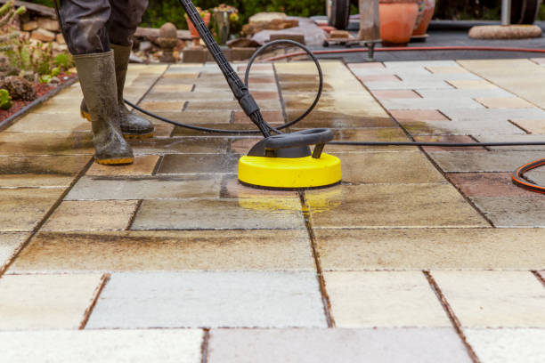 Best Fence Cleaning  in Mukwonago, WI